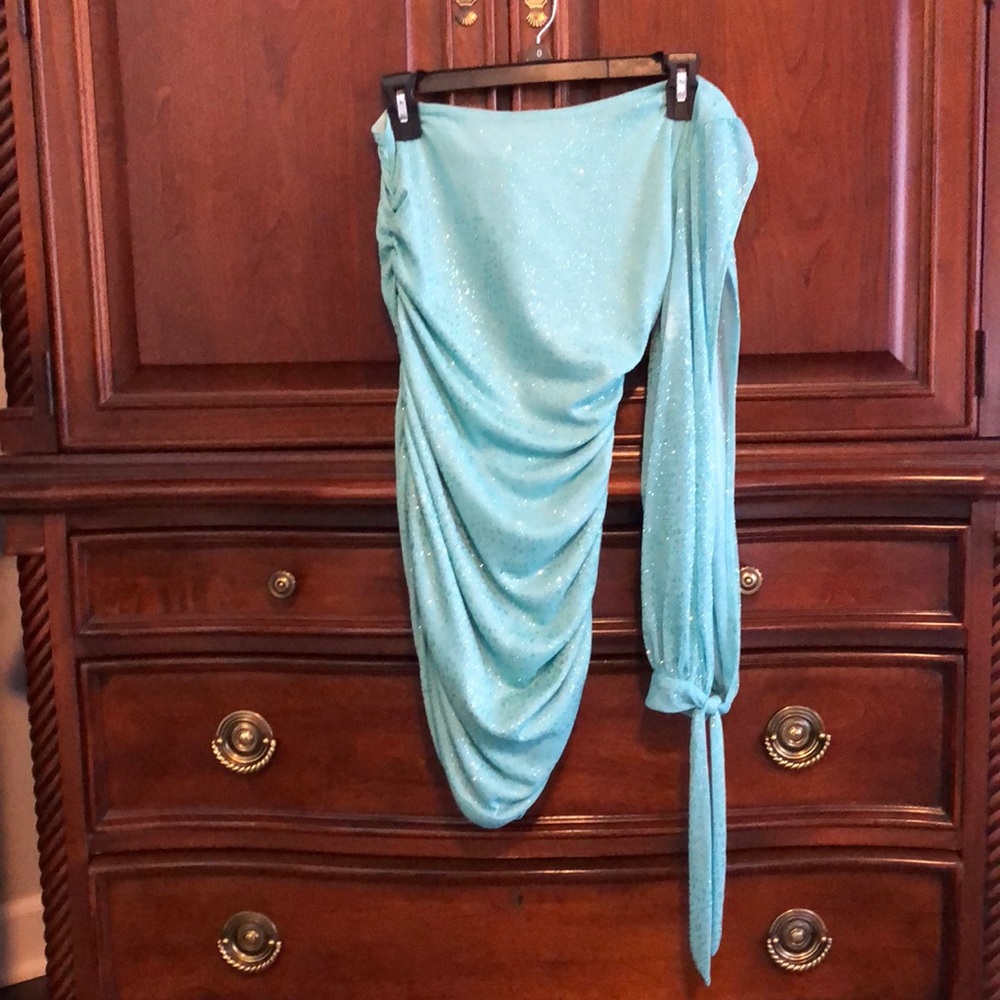 Windsor one sleeved ruched dress